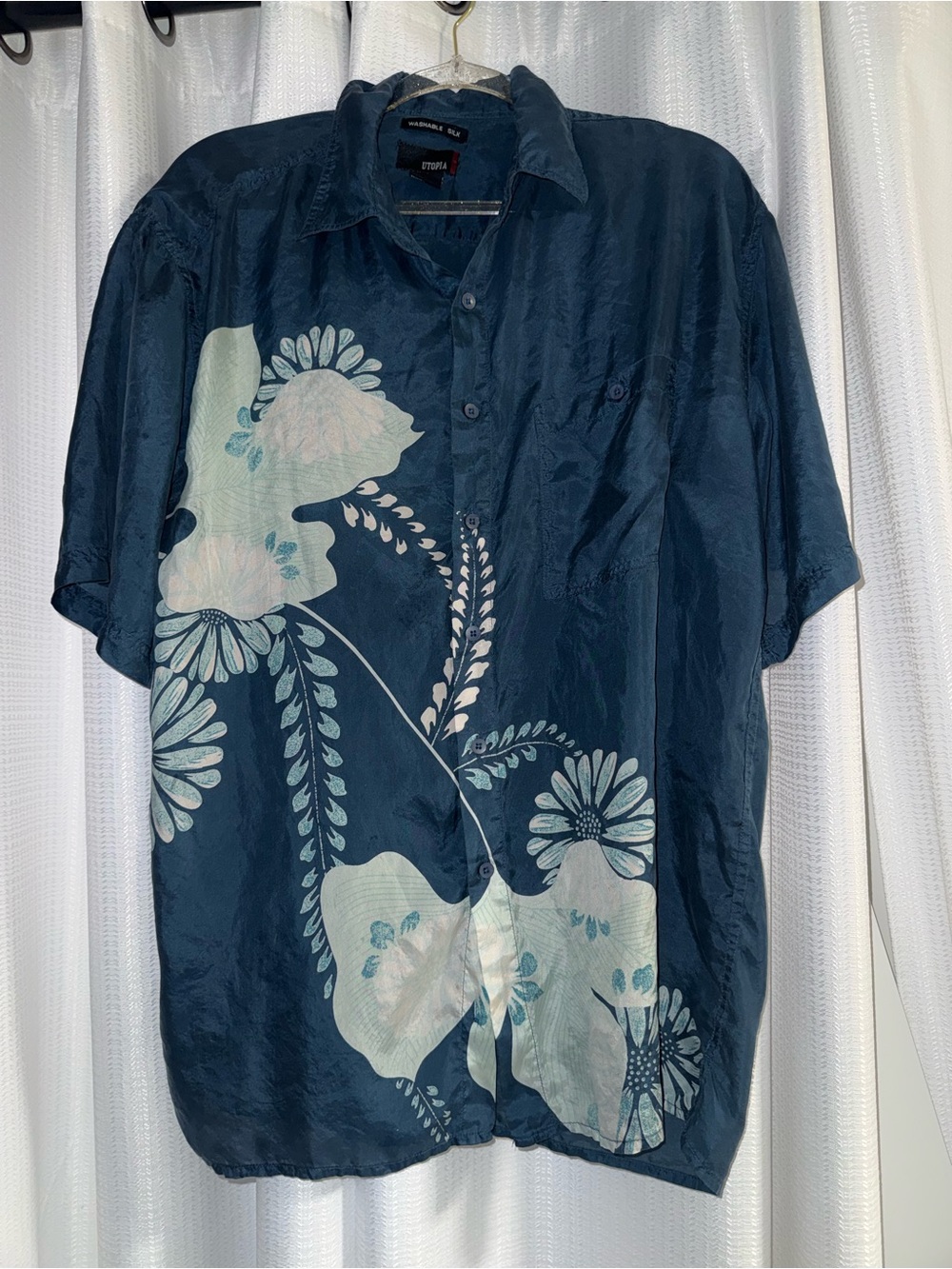 Utopia Men's L Silk Woven Short Sleeve Point Collar Floral Button-Up Blue large